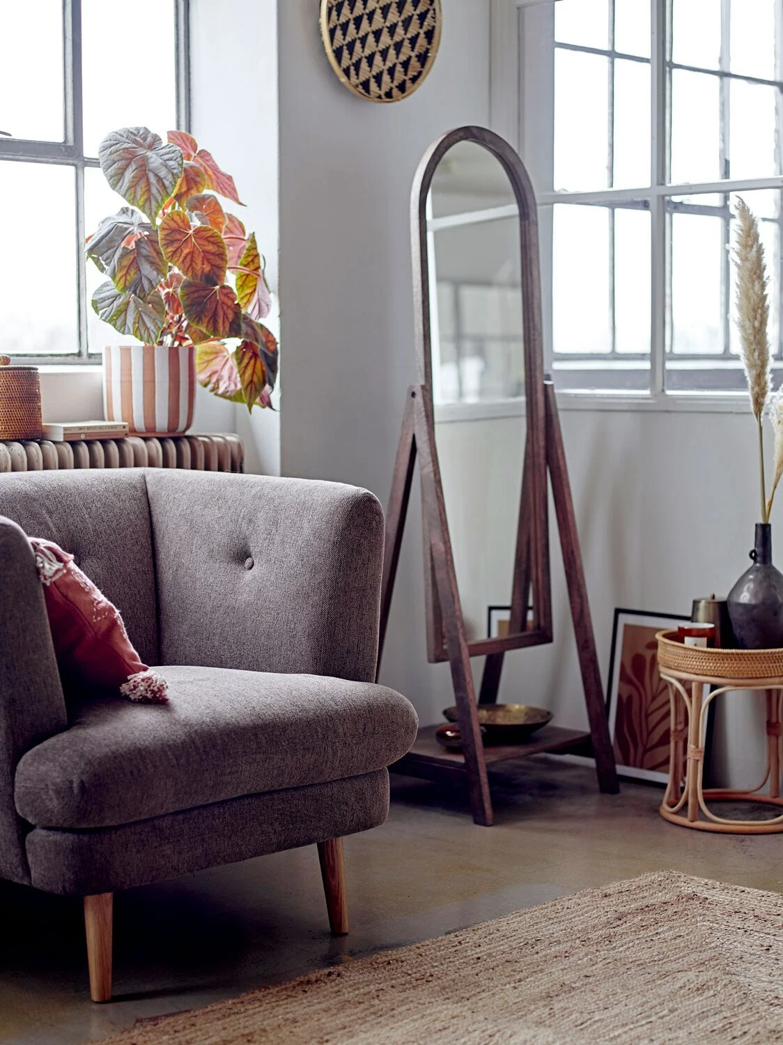 Bloomingville Joni Koristeruukku Terrakotta Ø23 Cm, Valkoinen / Ruskea 2 Bloomingville Joni Koristeruukku Terrakotta Ø23 Cm, Valkoinen / Ruskea - Image 2