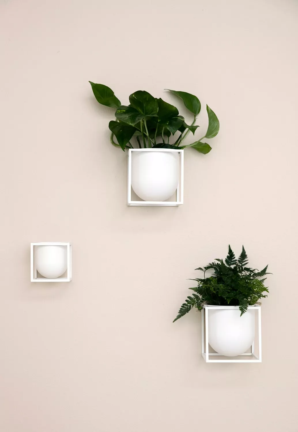 By Lassen Kubus Kukkaruukku, 10 Cm, Valkoinen 6 By Lassen Kubus Kukkaruukku, 10 Cm, Valkoinen - Image 6