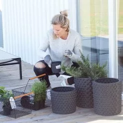 DBKD Cloudy Ruukku Medium, Tummanharmaa -Julisteet Sales Store dbkd cloudy ruukku medium 3 2