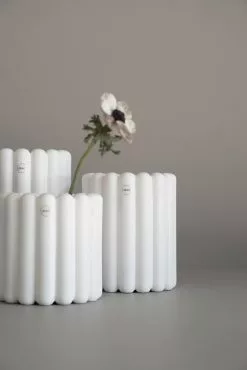 DBKD Mist Flower Pot Small, White -Julisteet Sales Store dbkd mist pot small 3 1