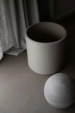 DBKD Solid Ruukku Taupe-ruskea, 40x40 Cm -Julisteet Sales Store dbkd solid pot xl mole 4