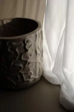 DBKD Swoon Ruukku Ø31 Cm, Mole -Julisteet Sales Store dbkd swoon mole 2