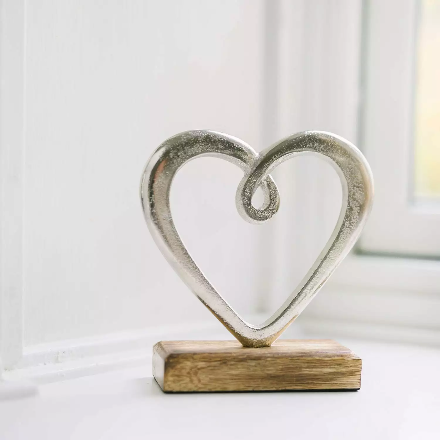 Dorre Hedy Veistos 24,5x23 Cm, Aluminium 2 Dorre Hedy Veistos 24,5x23 Cm, Aluminium - Image 2