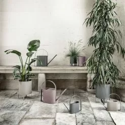 Ferm LIVING Bau Pot Large, Black 9 Ferm LIVING Bau Pot Large, Black -Julisteet Sales Store ferm living bau ruukku l harmaa 3 2