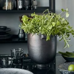 House Doctor Foem Ruukku Tummanruskea 20x24 Cm -Julisteet Sales Store house doctor foem ruukku tummanruskea 2