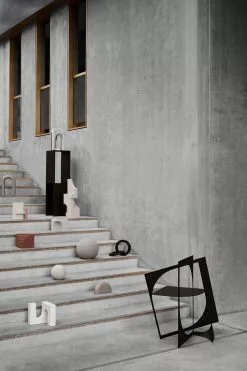 Kristina Dam Studio Serif Veistos, Beige -Julisteet Sales Store kristina dam serif veistos beige 1