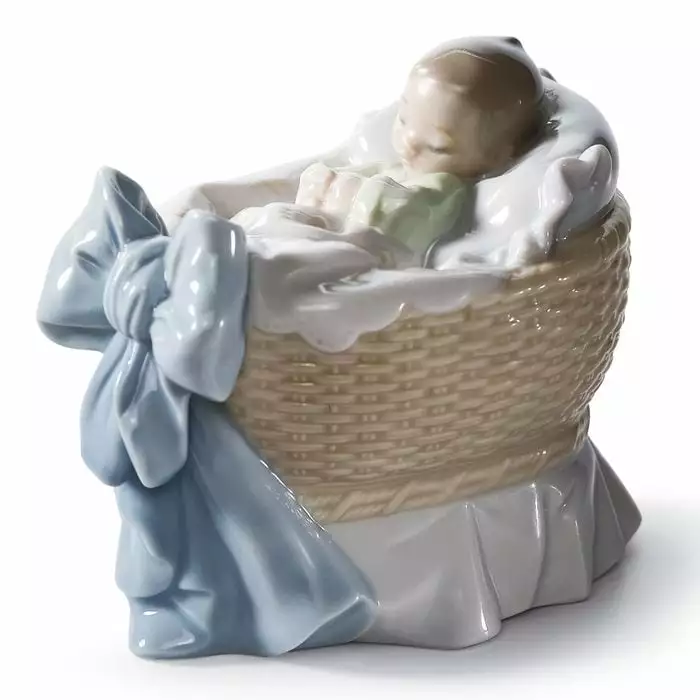 Lladro A New Treasure (boy) 1 Lladro A New Treasure (boy)