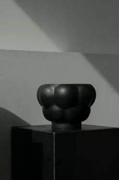 Louise Roe Balloon 06 Potti/Kulho 30 Cm, Ink Black -Julisteet Sales Store louise roe balloon 06 kulho 30 cm 0