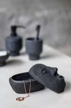 Mette Ditmer ART PIECE Kulho Veistetty, Musta 5 Mette Ditmer ART PIECE Kulho Veistetty, Musta -Julisteet Sales Store mette ditmer art piece kulho veistetty 3